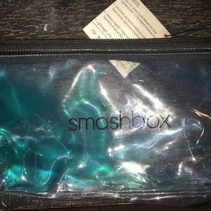 Small smashbox makeup bag
